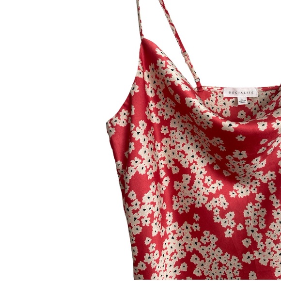 SOCIALITE • Red floral dress - Picture 1 of 3